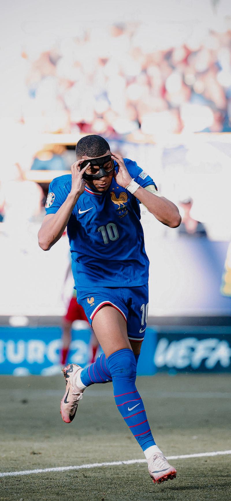 瓜迪奥拉：斯通斯将缺席本轮欧冠，阿隆索知道怎么挽回局势（瓜帅：斯通斯无缘本轮欧冠，阿隆索有办法扭转战局）