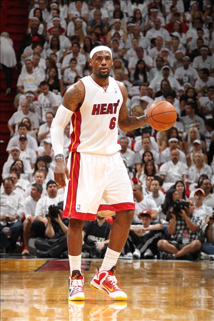 巴媒：恩德里克外租里昂只是时间问题，俱乐部已在交换文件（巴西媒体：恩德里克租借里昂已进入倒计时，双方俱乐部正交换相关文件）