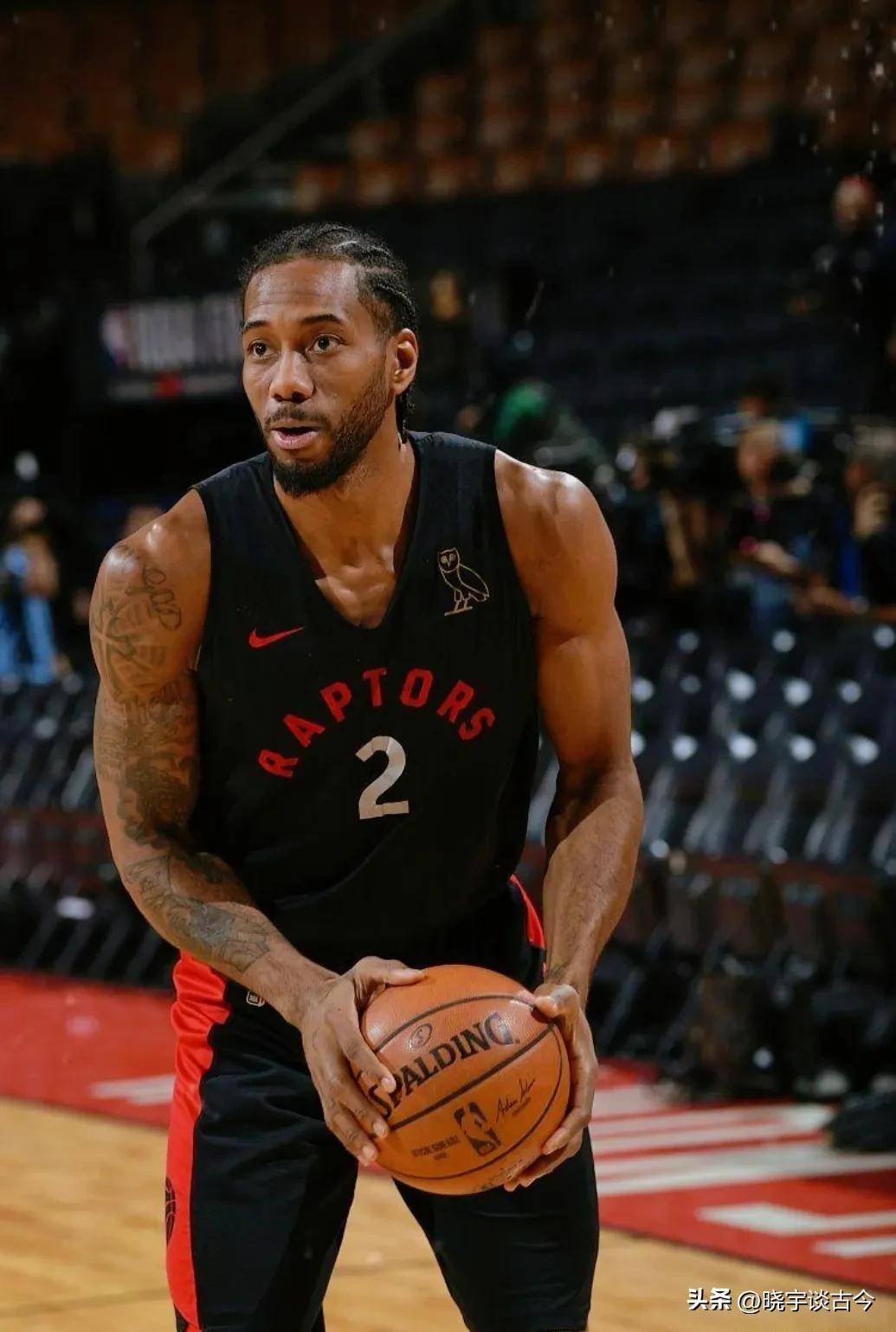 翻新太贵，维罗纳市长托马西提出把维罗纳现主场直接拆除再重建（维罗纳球场翻新成本过高，市长托马西提议拆除现有主场并重建）