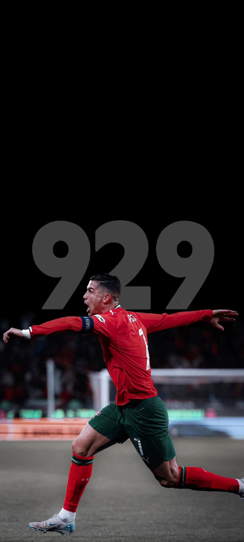 祝前阿森纳前锋拉希姆·斯特林生日快乐，他今天31岁了！（前阿森纳前锋拉希姆·斯特林迎来31岁生日，送上祝福！）