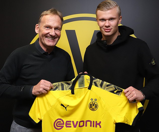 火箭哈登末节三分连续命中