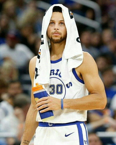 杜兰特三节空砍27分，小史密斯22分，火箭跌至西部第4（杜兰特三节27分仍难救主，小史密斯22分，火箭滑落至西部第四）