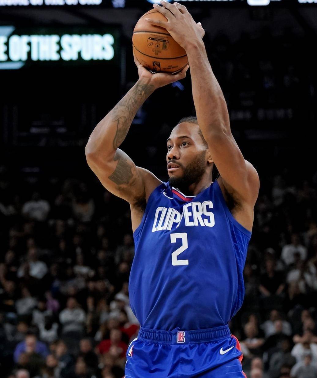 记者：辽宁铁人与俄超马哈奇卡拉有意签下哥伦比亚中场萨缅托（记者：辽宁铁人与俄超球队马哈奇卡拉均有意引进哥伦比亚中场萨缅托）