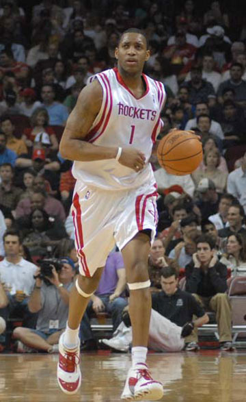 热刺vs富勒姆首发：里沙利松、穆阿尼先发，贝里瓦尔出战（热刺对阵富勒姆首发公布：里沙利松、穆阿尼领衔，贝里瓦尔登场）