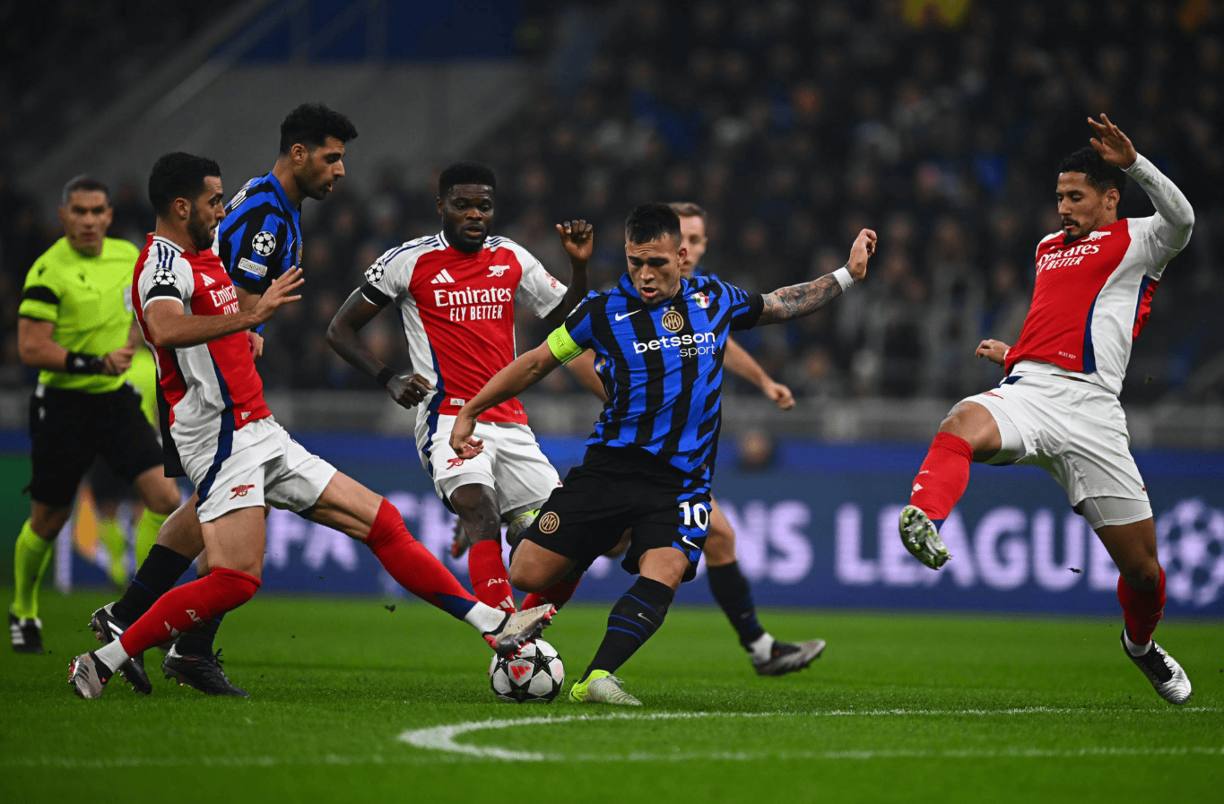 马内：从没见过像菲尔米诺那般无私谦逊的人，他对我影响很深（马内：菲尔米诺的无私与谦逊前所未见，对我影响深远）