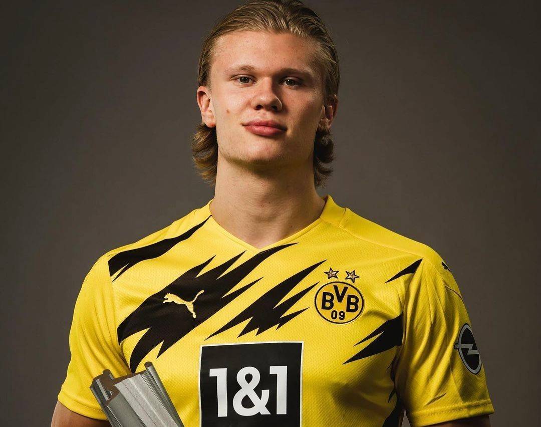 天空：抗议活动不断，苏超凯尔特人股东大会草草收场（天空：抗议声此起彼伏，苏超凯尔特人股东大会匆匆落幕）