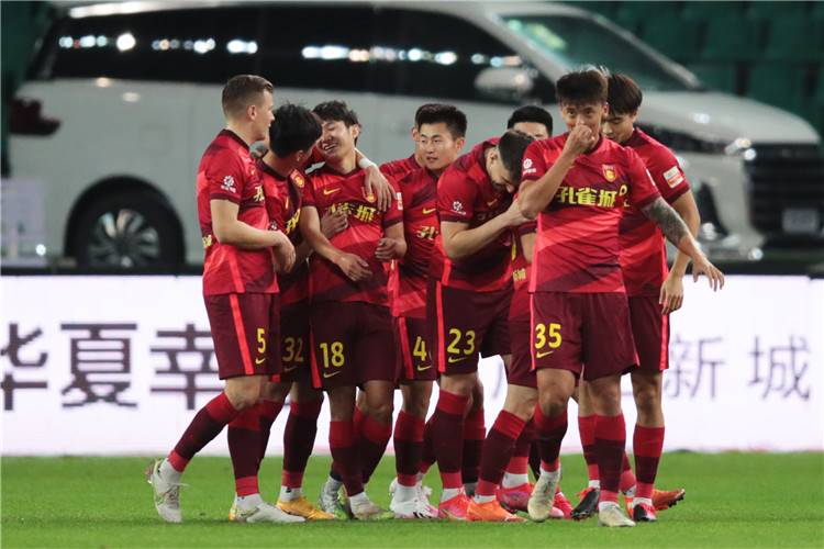 巴林U17vs中国U17：邝兆镭、万项首发，周雨诺、何思凡出战（巴林U17迎战中国U17：邝兆镭、万项首发，周雨诺、何思凡登场）